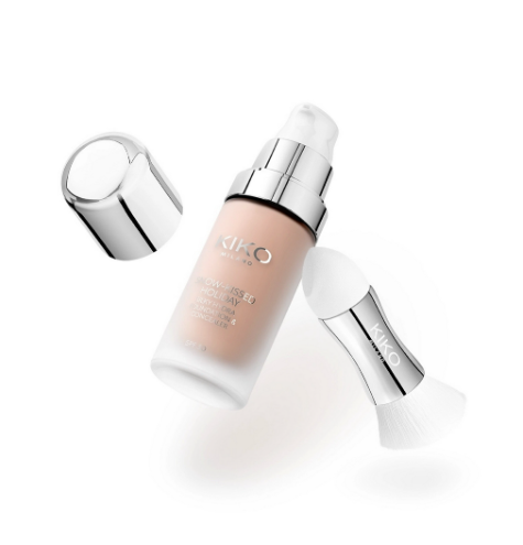 Тональна основа & консилер SPF 30 Snow-Kissed Holiday Kiko Milano – приховує недоліки, висвітлює і захищає шкіру.